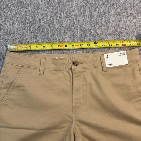 NWT a.n.a Mid Rise Midi Shorts Size 14 Khaki Cotton Blend Summer Casual - Picture 8 of 10